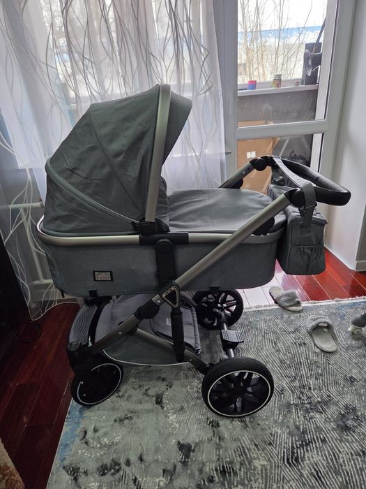 Продам коляску 2 в 1