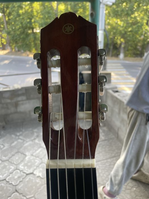 Продам гитары Yamaha с 40