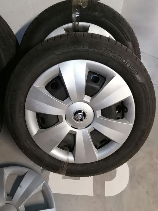 Vând Dunlop Sport Blue Response 185/60R15