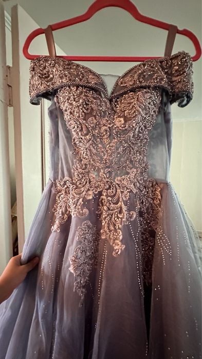 Платье бальное