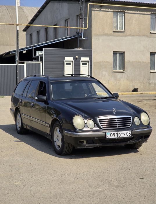 Mercedes - Benz E320 3.2