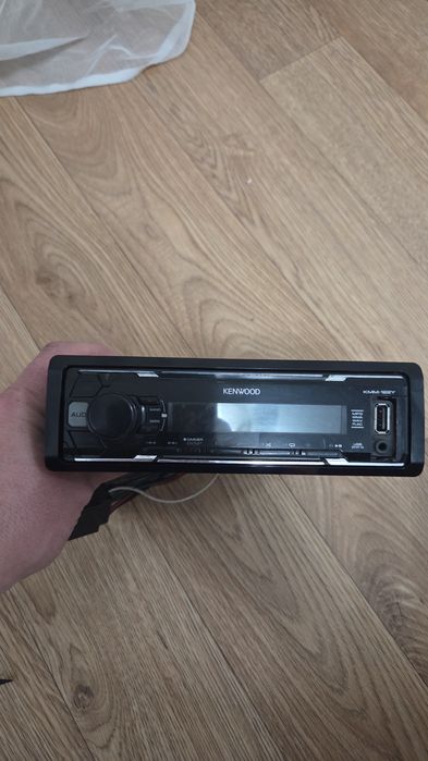 Автомагнитола Kenwood
