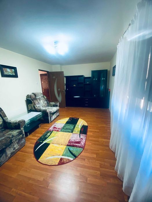 APARTAMENT - 2 camere - CHIRIE - Onesti (250€)