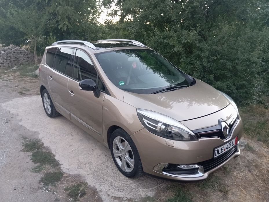 Renault Grand Scenic,2015,Bose,Euro 6, 7 locuri,1.6 130 cai,Panoramic,Bi xenon,Navi,Inc scaune,Piele,Start Stop,Nr Toll