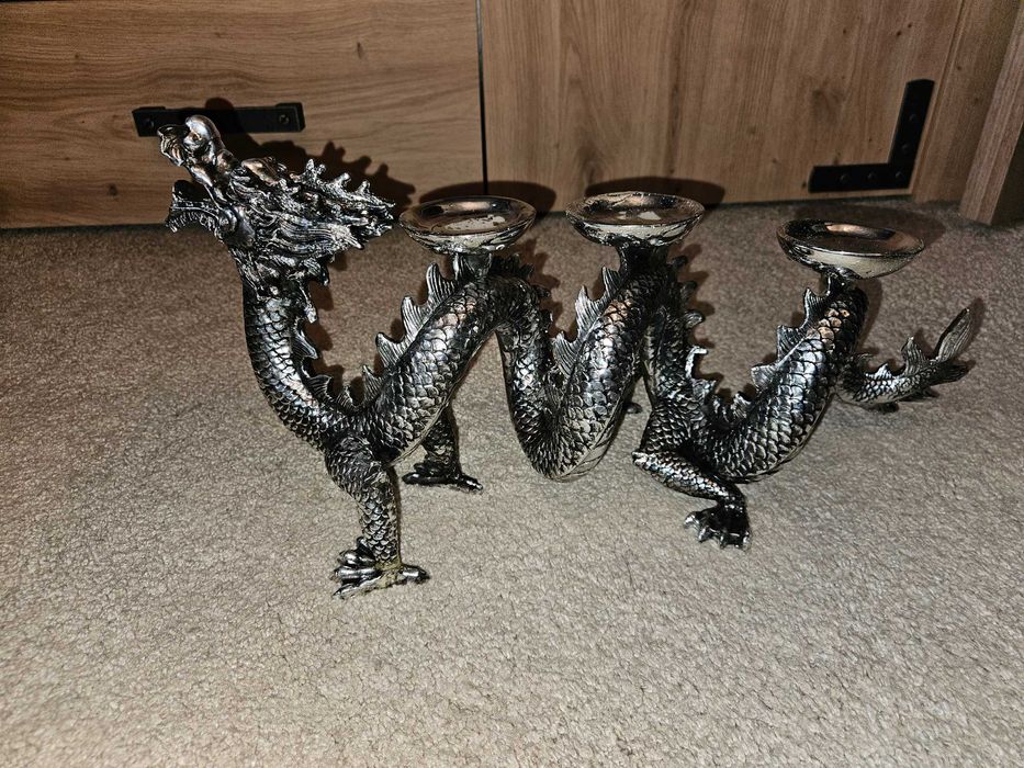 Сувенир свещник китайски дракон