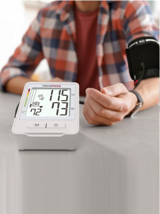Швейцарский цифровой (электронный) тонометр Rossmax Z1
