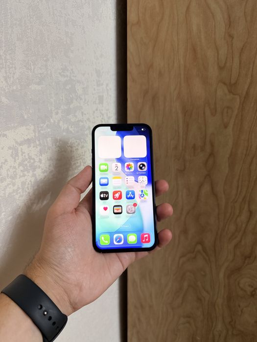 iPhone 13/256Gb - В отличном состоянии