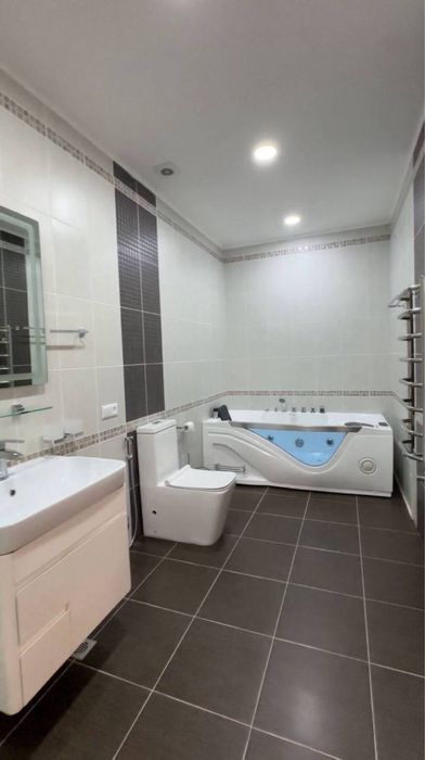 Аренда Дом тц Next 3,5 соток