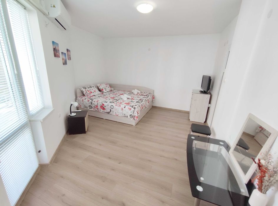 100м. до Морска градина, 3-стаен за нощувки Плаж 3, ж.к. Лазур, Бургас