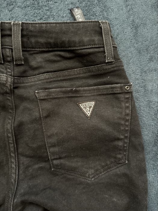 Blugi Guess negrii