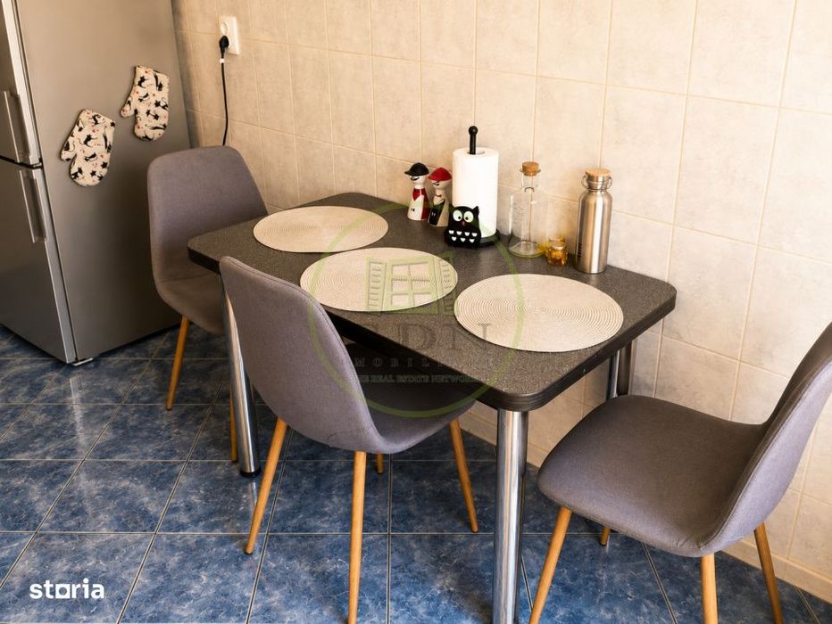 INCHIRIERE APARTAMENT 3 camere pet friendly Astra Brasov cu loc de par