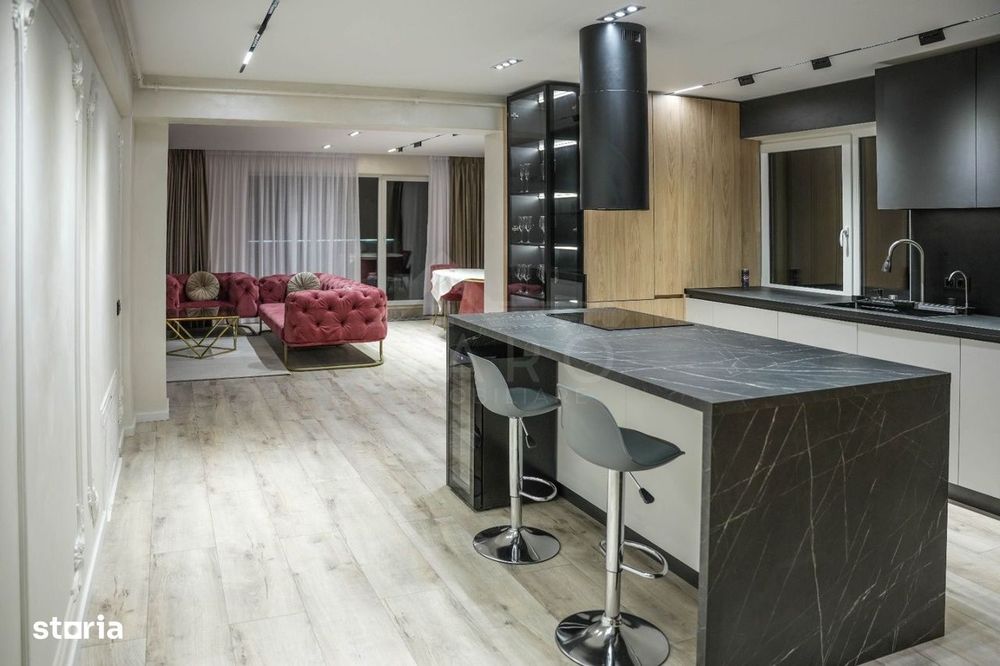 Penthouse de închiriat .
