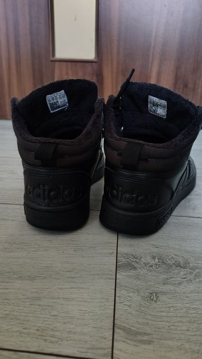 Adidași gheată Adidas mărimea 40,5