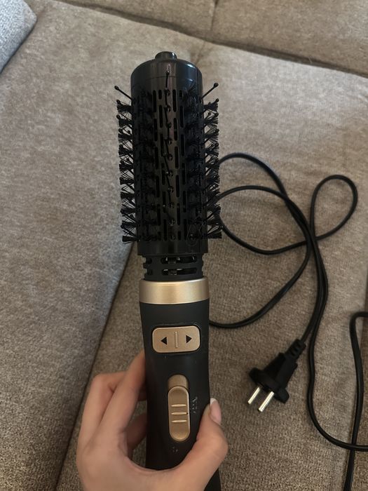 Сешоар четка за коса