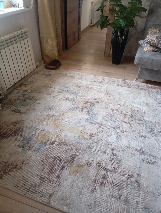 Ковёр в отличном состоянии!