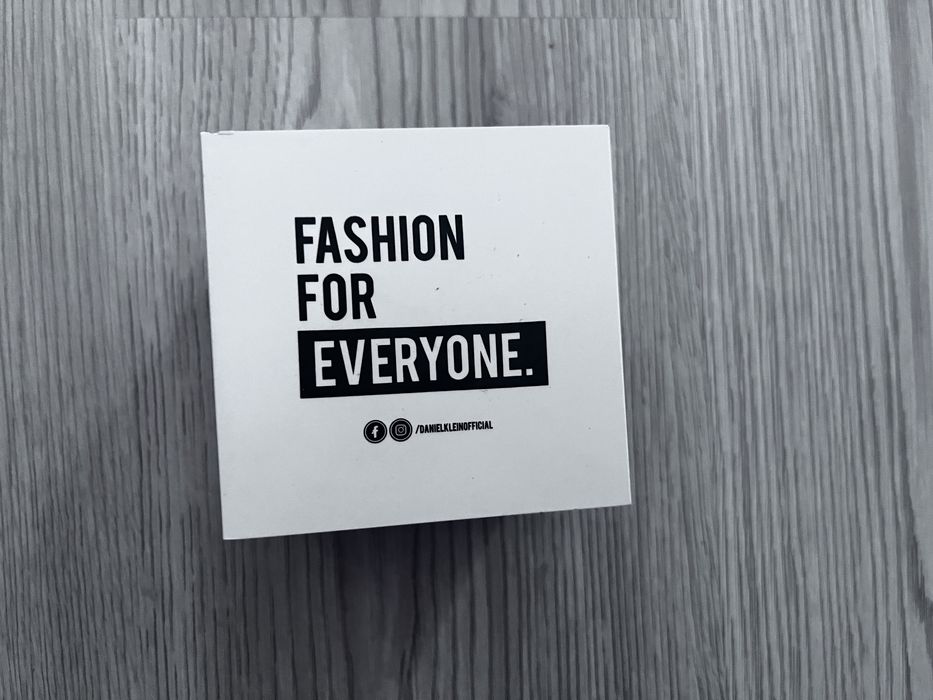 Ceas copii, nou, Daniel Klein