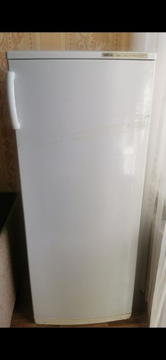 Морозильная камера, холодильник