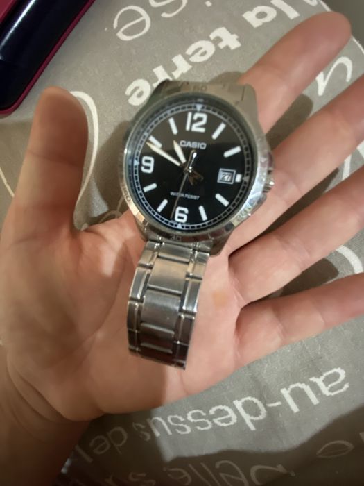 Продам часы Casio (б/у)