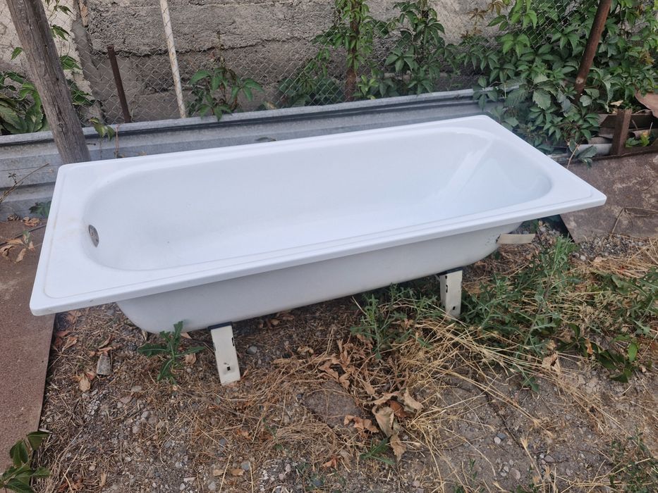 Ванна бу железная