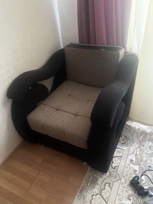 Продам кресло с диваном