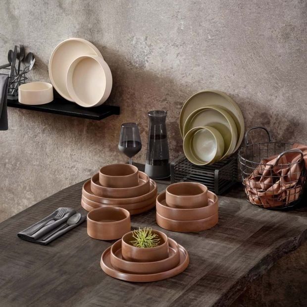 Кафяв сервиз за хранене 12 части