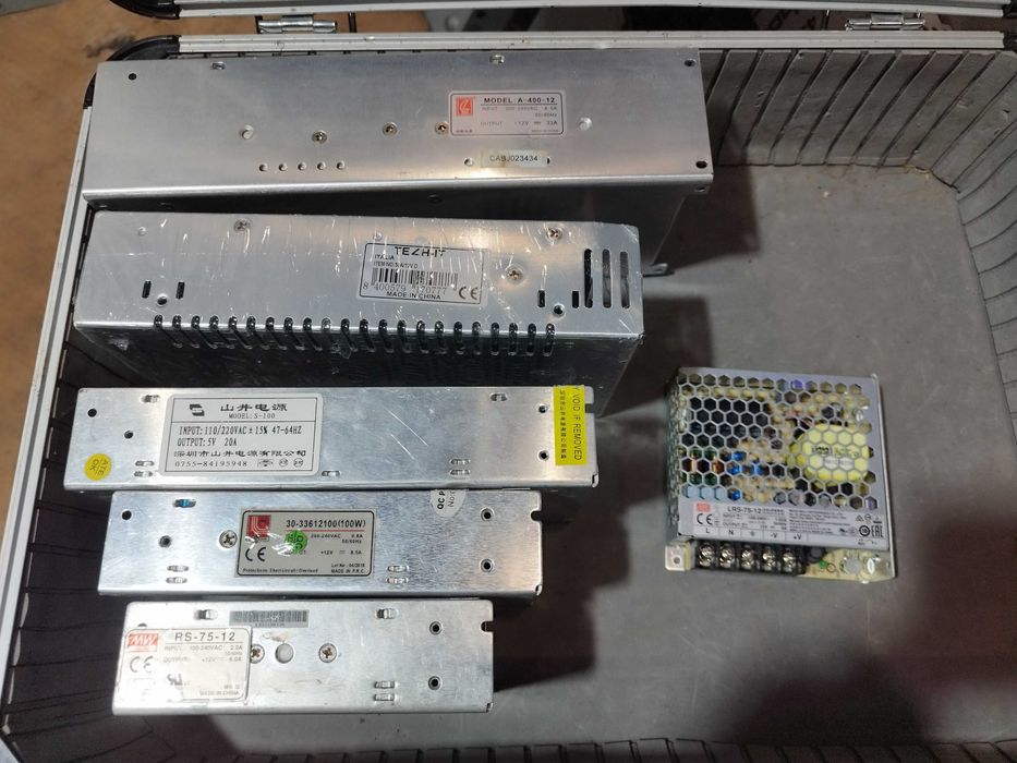 Diferite modele sursa comutatie 5 si 12 Volti