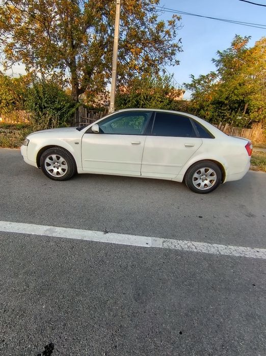 AUDI A4 2001 — imagine 4