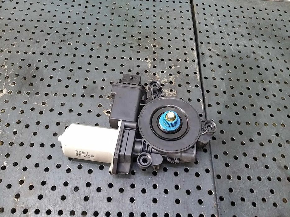 Motoras macara stanga spate alfa romeo giulietta 940