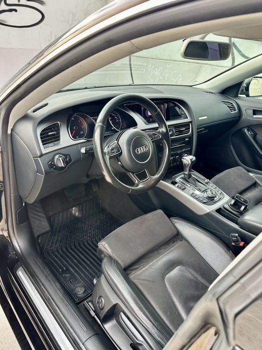Audi A5 2.0TDI 177cp - 2013