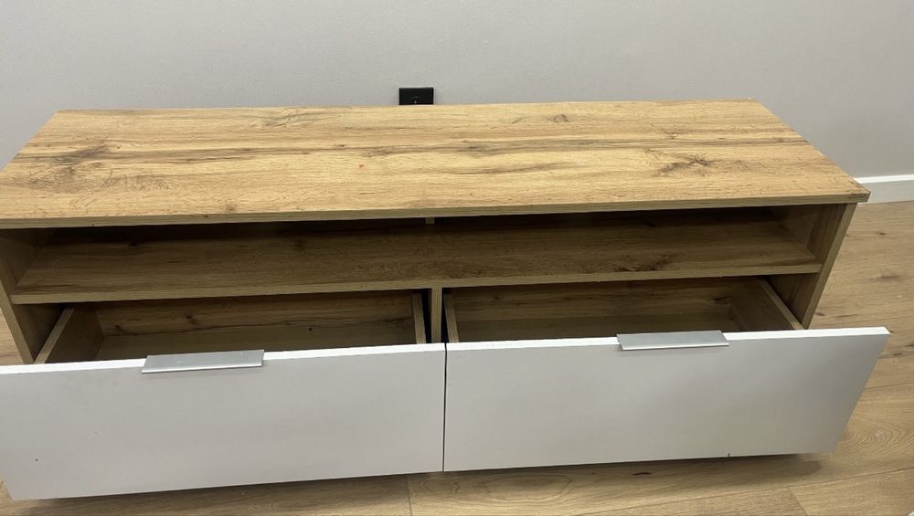 Тумба с выдвижными ящиками