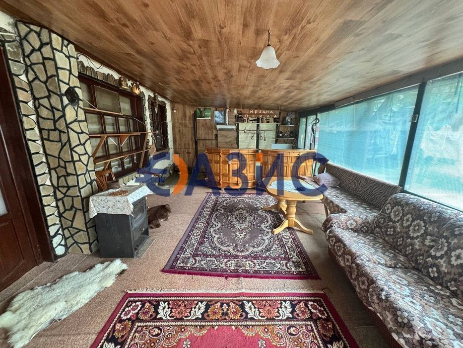 Продава се Къща в с. Просеник, Област Бургас - 565 кв.м за 163 €/кв.м - Снимка #10