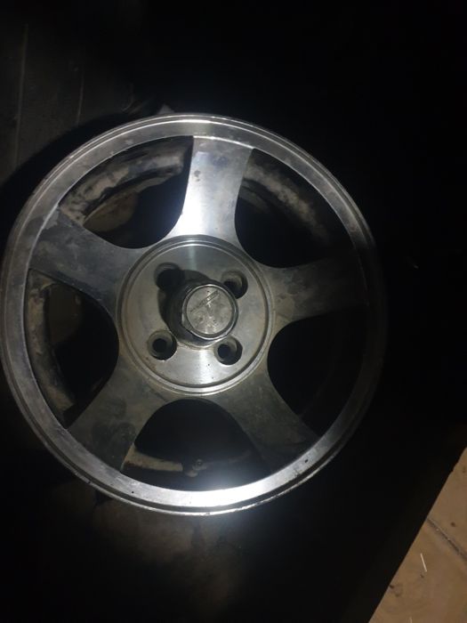 Ваз 2106 сотилади