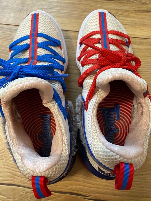 NIKE LeBron 17 LOW TUNE SQUAD-adidasi , stare foarte buna , dame , 40
