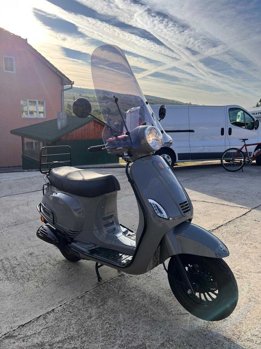 Scuter La Souris Sourini R