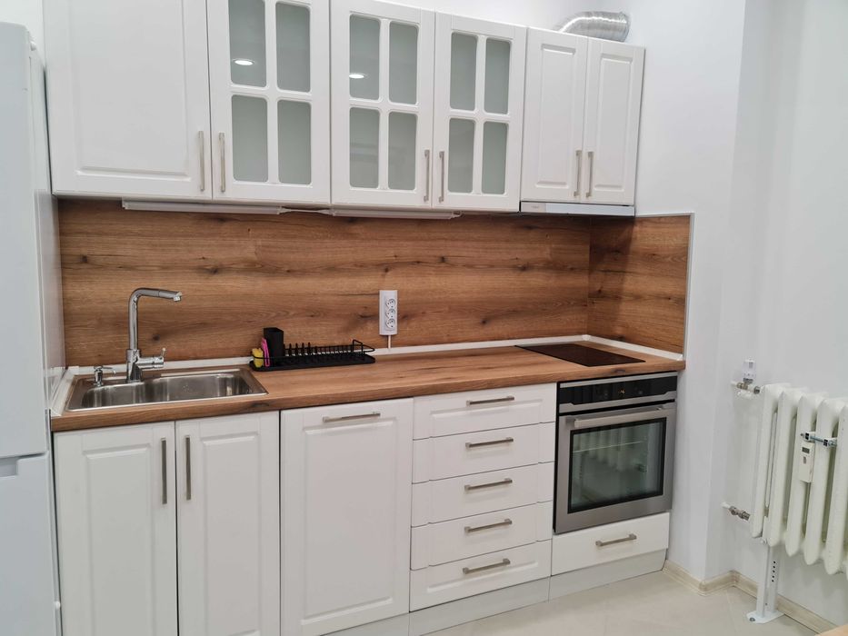 Дава се под наем Тристаен апартамент в София, Център - 100 кв.м за 950 € - Снимка #7