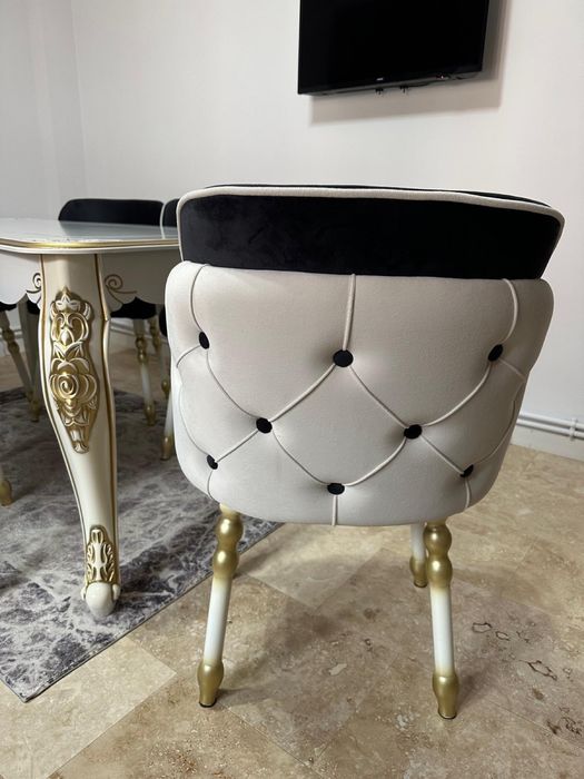 Set masa cu sase scaune