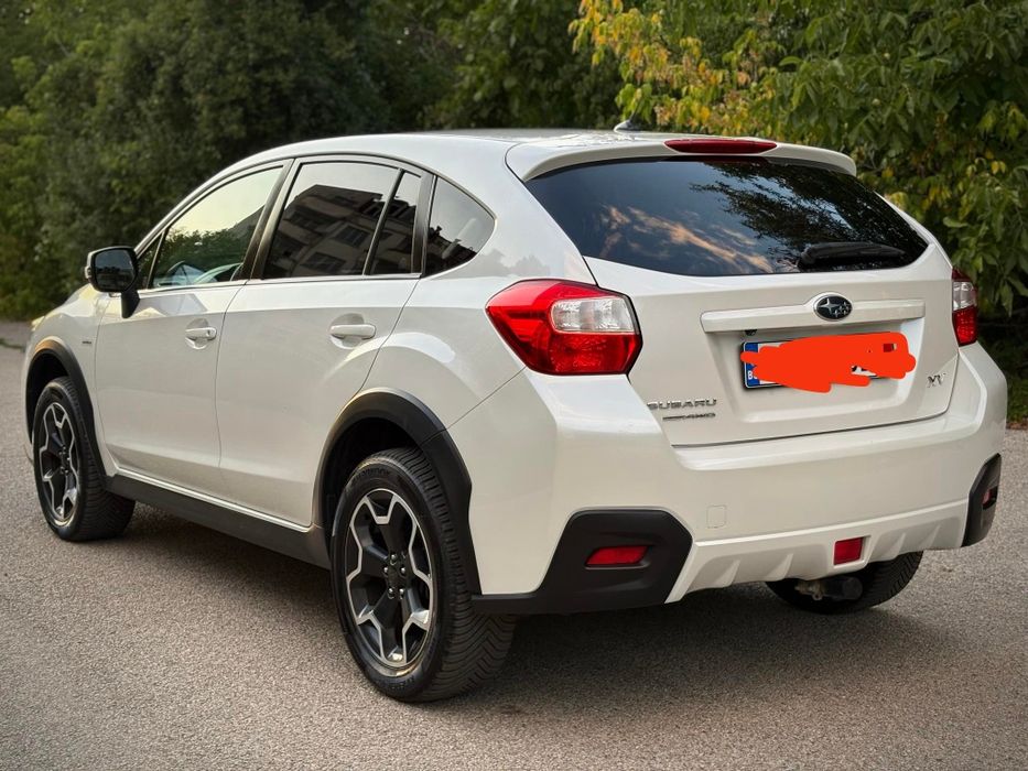 Продавам Subaru XV 1,6 бензин ,газ 4x4