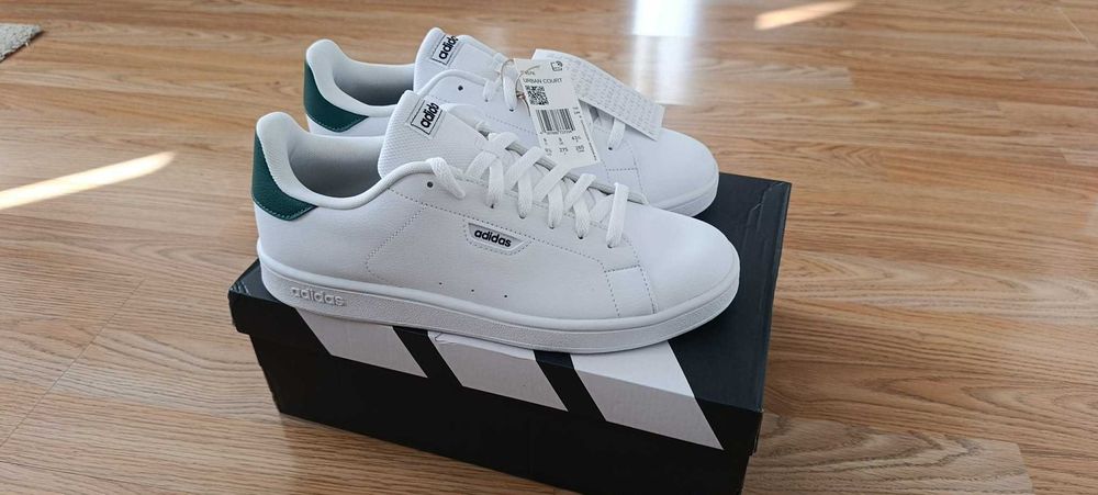 Нови маратонки Adidas Urban Court  43 номер
