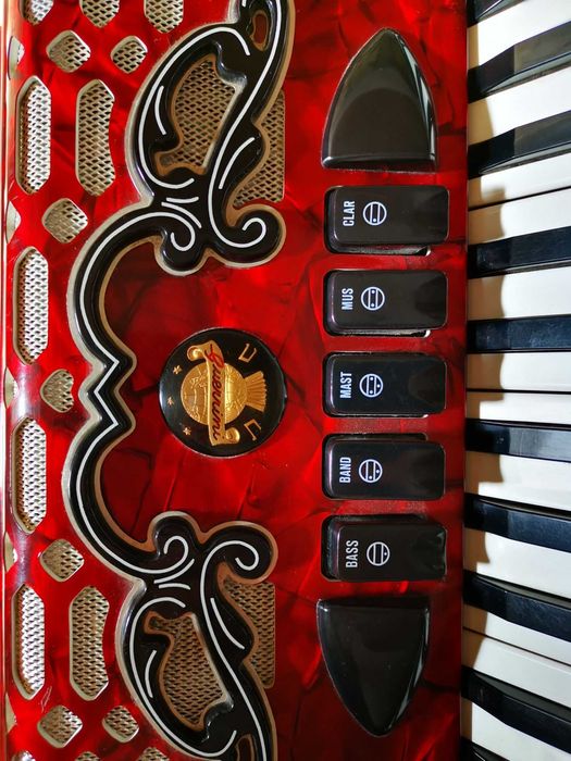 Acordeon Guerrini Lady Rosu 60 basi