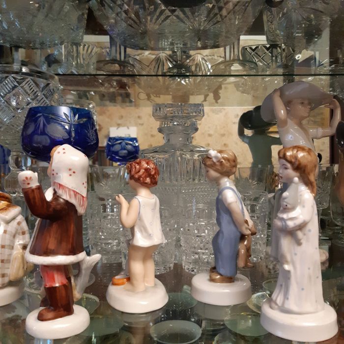 Фарфоровые статуэтки Royal Dux