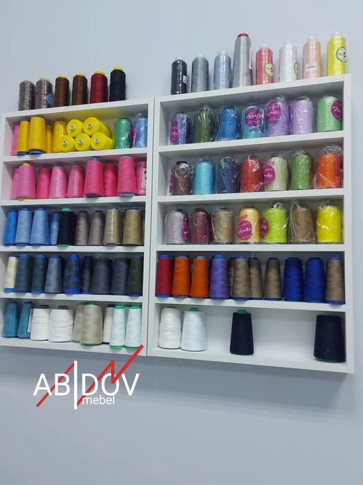 Навесной полка для лаков и для других предметов интерьера.