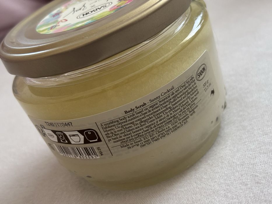 Scrub de corp SABON x Talia Zoref Sunny Cocktail 320 g – exfoliant cu săruri din Marea Moartă