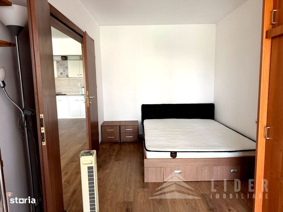Apartament de inchiriat, living cu bucatarie, dormitor, Ansamblul Viv