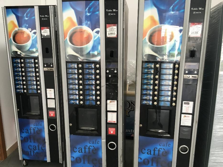 vindem automate cafea necta zanussi, saeco, bianchi, rhea
