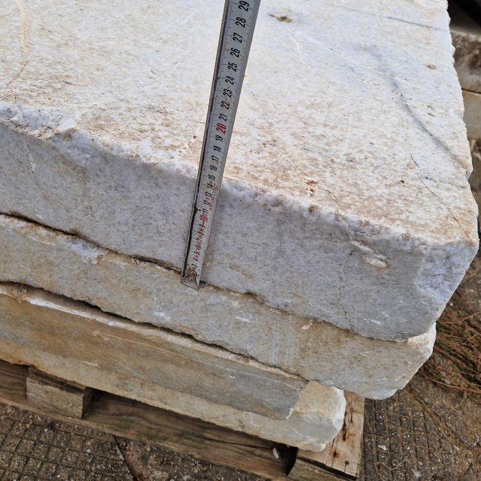 Продавам мраморни плочи!