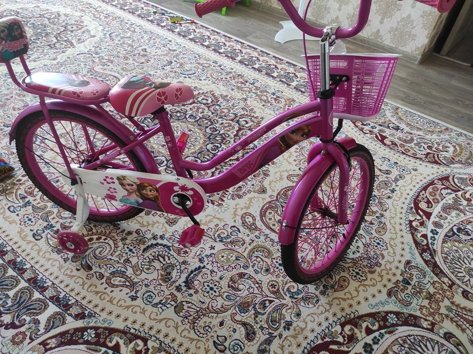 Продам велосипед для девочки