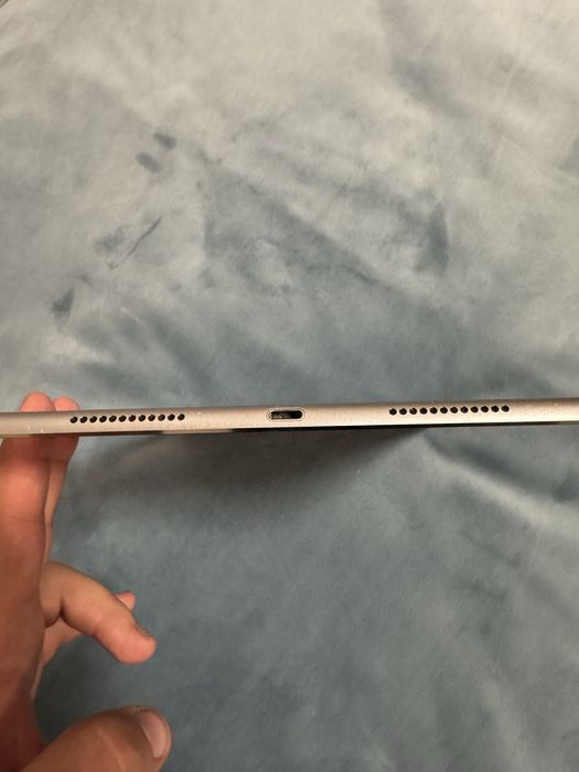 Планшет Apple Ipad 7