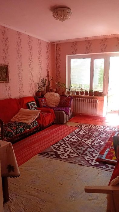 Продаётся 2ком.кв.в 8мкр.дом 24