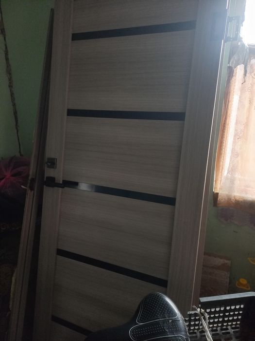 Продам межкомнатные двери