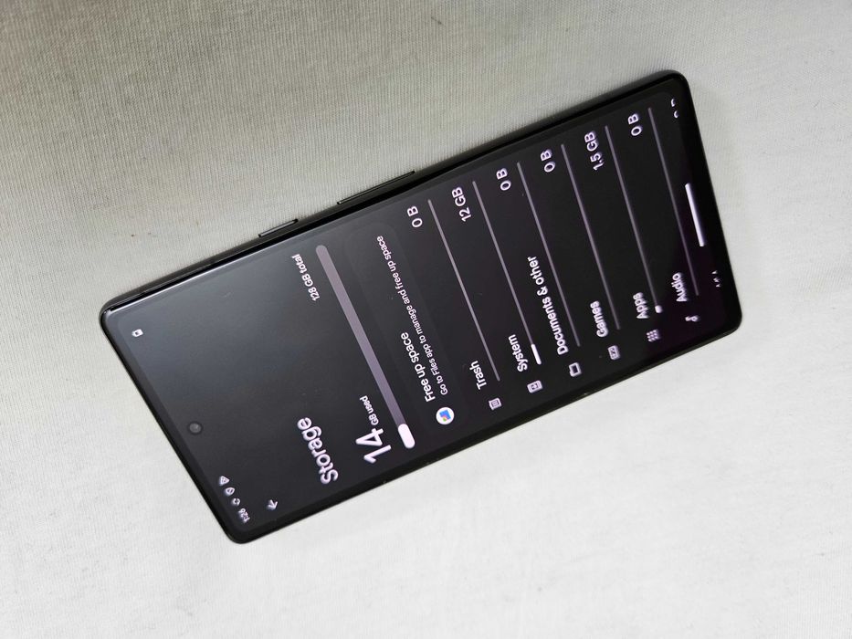 Google Pixel 7a de 128gb , liber dual folie display , impecabil 10/10